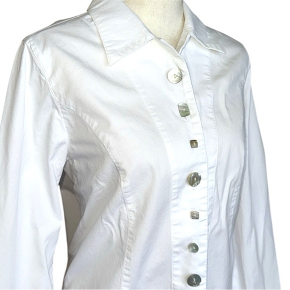 J. Jill White Cotton Button Down Shirt with Iridescent Mother of Pearl Buttons - Picture 11 of 11